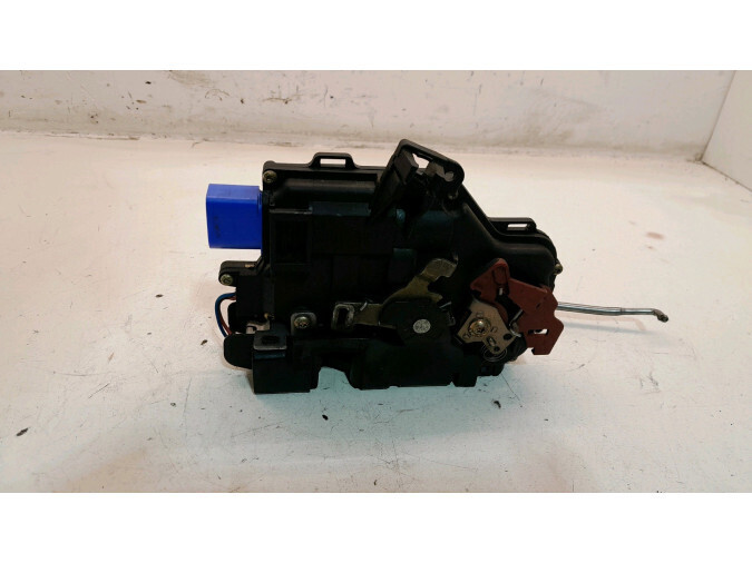 CERRADURA PUERTA DELANTERA DERECHA AUDI A3 2003