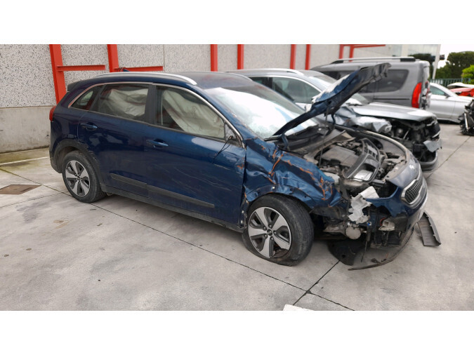 BRAZO LIMPIALUNETA KIA NIRO 2017