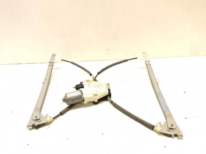 ELEVALUNAS DELANTERO DERECHO VOLKSWAGEN GOLF 2006