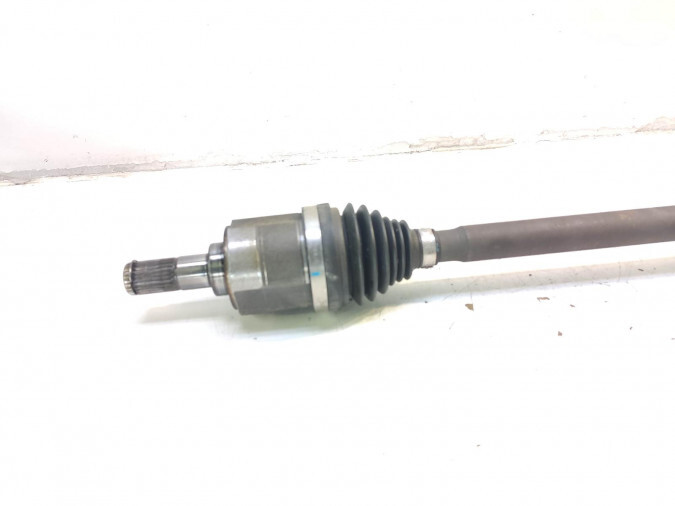 TRANSMISION DELANTERA DERECHA BMW SERIE 5 2020