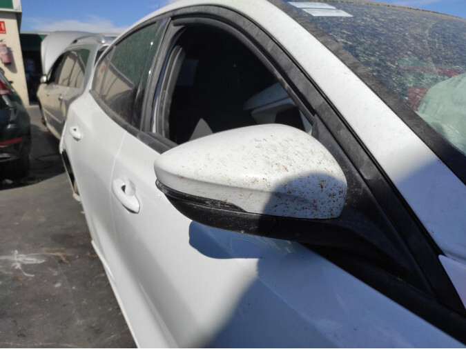 RETROVISOR DERECHO FORD FOCUS BLANCO 2018