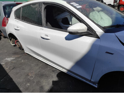 ELEVALUNAS DELANTERO DERECHO FORD FOCUS 2018