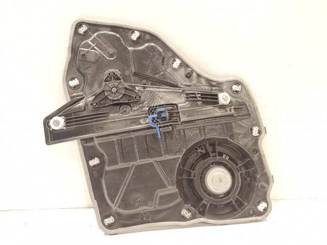 ELEVALUNAS TRASERO IZQUIERDO FORD FOCUS 2018