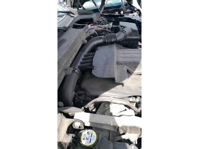 REJILLA DELANTERA LAND ROVER FREELANDER 2010