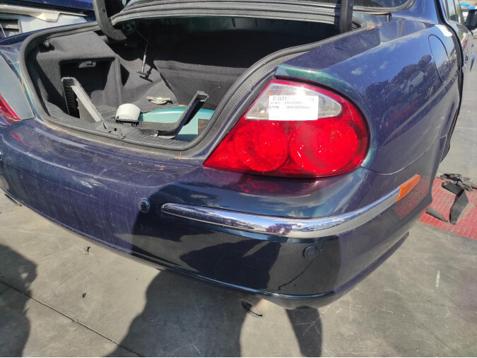 PARAGOLPES TRASERO JAGUAR S TYPE 2000