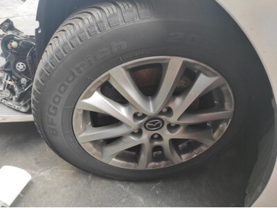 MANGUETA DELANTERA  IZQUIERDA MAZDA 3 2014