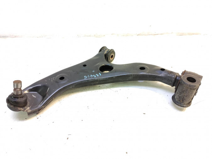 TRAPECIO INFERIOR DELANTERO IZQUIERDO MAZDA 3 2014
