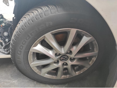 AMORTIGUADOR DELANTERO IZQUIERDO MAZDA 3 2014