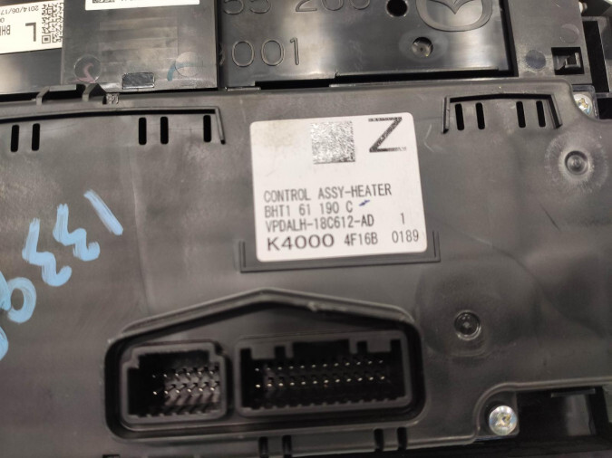 MANDO CALEFACCIÓN MAZDA 3 2014