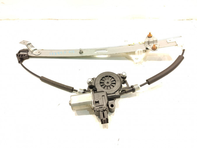 ELEVALUNAS DELANTERO DERECHO MAZDA 3 2014