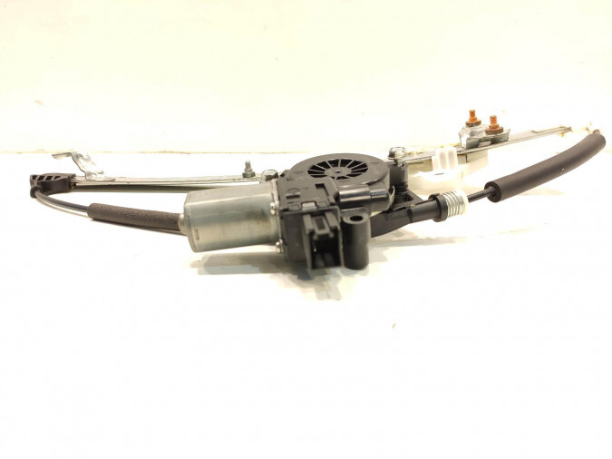 ELEVALUNAS DELANTERO DERECHO MAZDA 3 2014