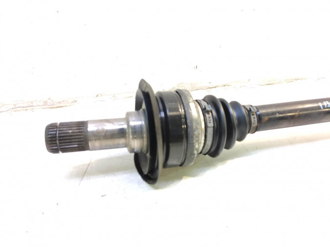 TRANSMISION DELANTERA IZQUIERDA AUDI A4 2014