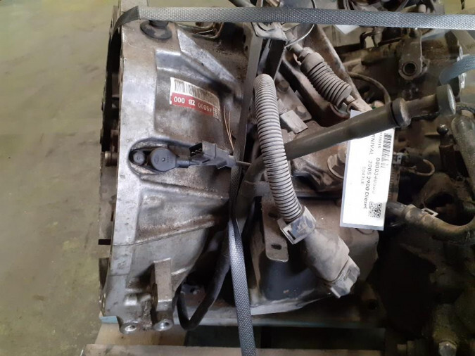 CAJA CAMBIOS KIA CARNIVAL 2005