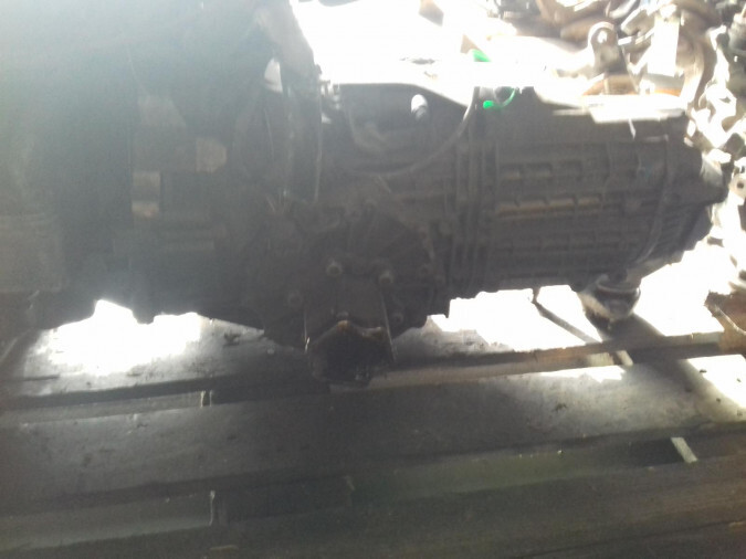 CAJA CAMBIOS KIA CARNIVAL 2004