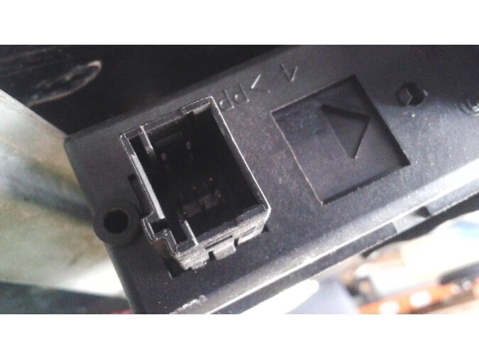 ELEVALUNAS DELANTERO IZQUIERDO CITROEN C4 PICASSO 2011