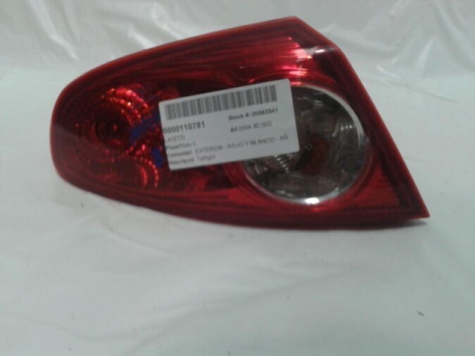 PILOTO TRASERO IZQUIERDO DAEWOO LACETTI 2004