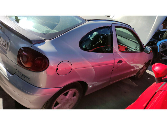 Radiador motor RENAULT MÉGANE 2000