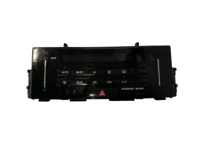 MANDO CLIMATIZACION LEXUS IS 300H 2018