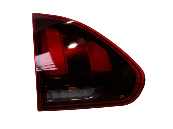 PILOTO TRASERO IZQUIERDO INTERIOR PEUGEOT 2008 2019