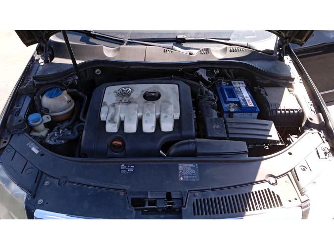 PUERTA TRASERA DERECHA VOLKSWAGEN PASSAT 2006