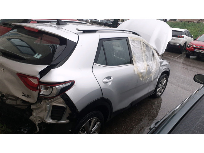 BOMBA COMBUSTIBLE KIA STONIC 2022