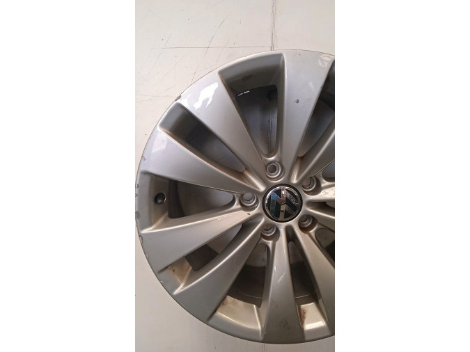 LLANTA VOLKSWAGEN PASSAT 2012