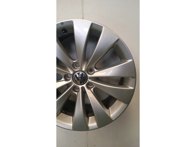 LLANTA VOLKSWAGEN PASSAT 2012
