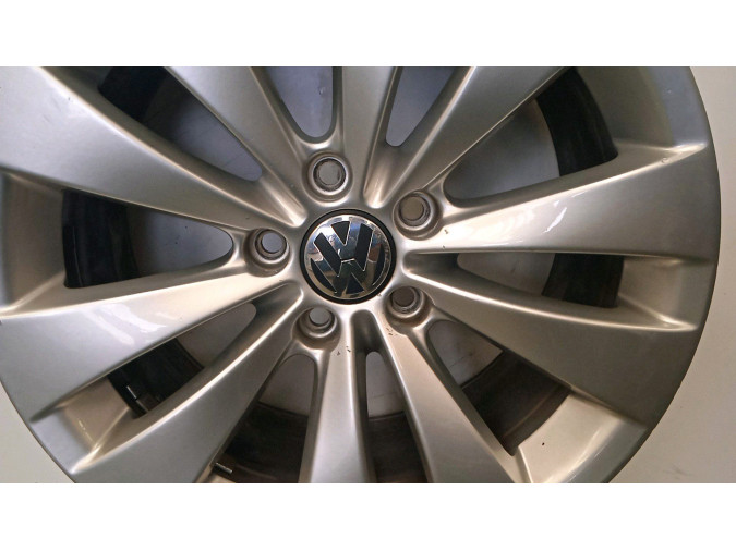 LLANTA VOLKSWAGEN PASSAT 2012