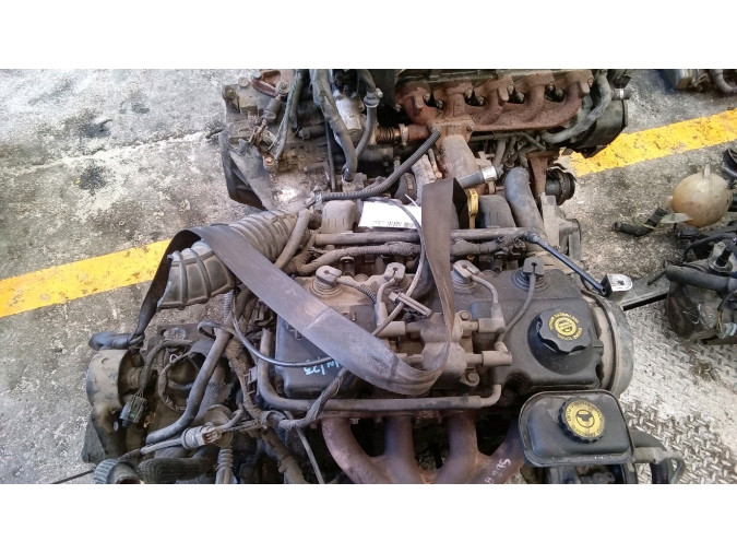 MOTOR CON ACCESORIOS Y CAJA DE CAMBIOS CHRYSLER VOYAGER 1998