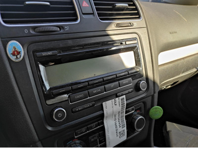 RADIO CD VOLKSWAGEN GOLF 2010