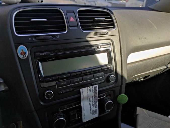 RADIO CD VOLKSWAGEN GOLF 2010
