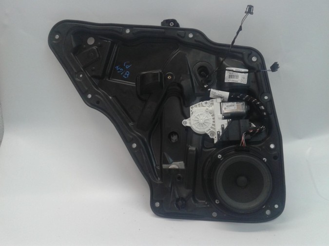 ELEVALUNAS TRASERO IZQUIERDO VOLKSWAGEN TIGUAN 2013