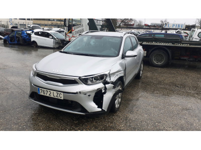 VARIOS KIA STONIC 2022