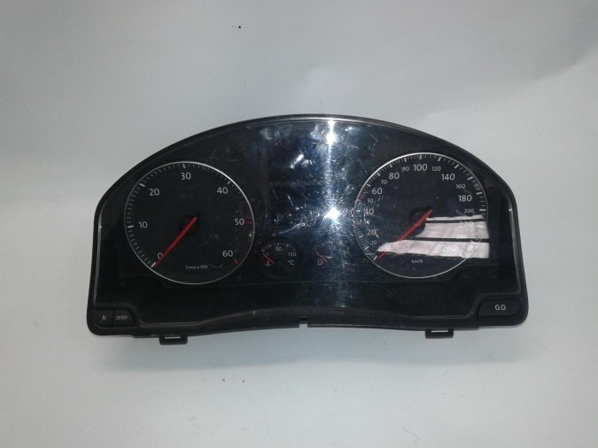 CUADRO INSTRUMENTOS VOLKSWAGEN JETTA 2006