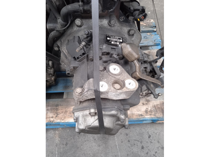 CAJA CAMBIOS SAAB 93 2003