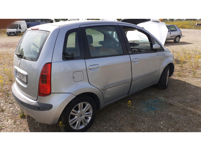 MECANICA TRASERA	 LANCIA MUSA 2006