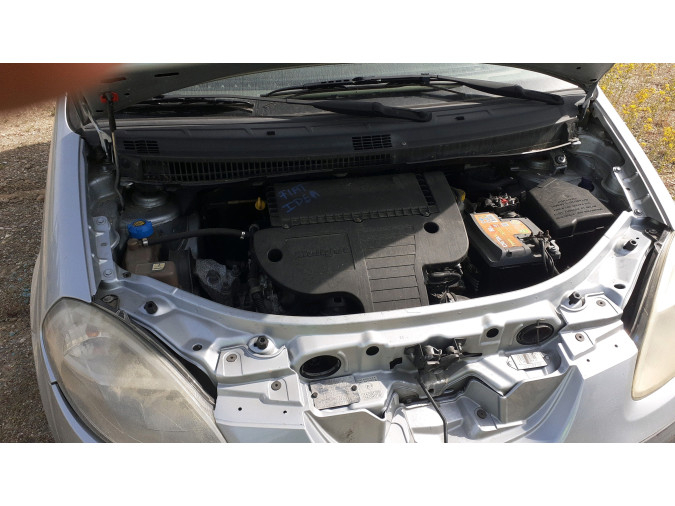MECANICA TRASERA	 LANCIA MUSA 2006
